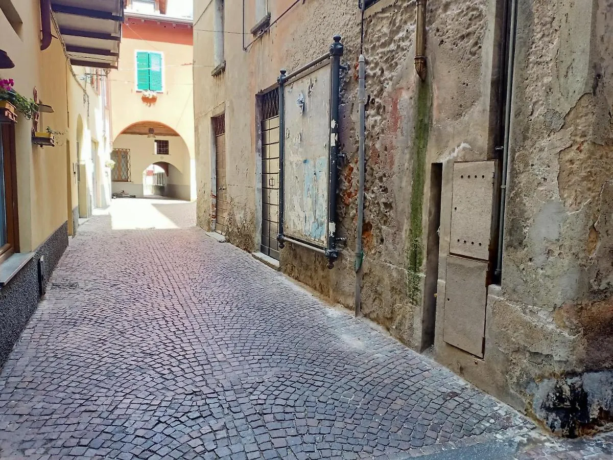 Nonno Meo Apartment Bellano Italy